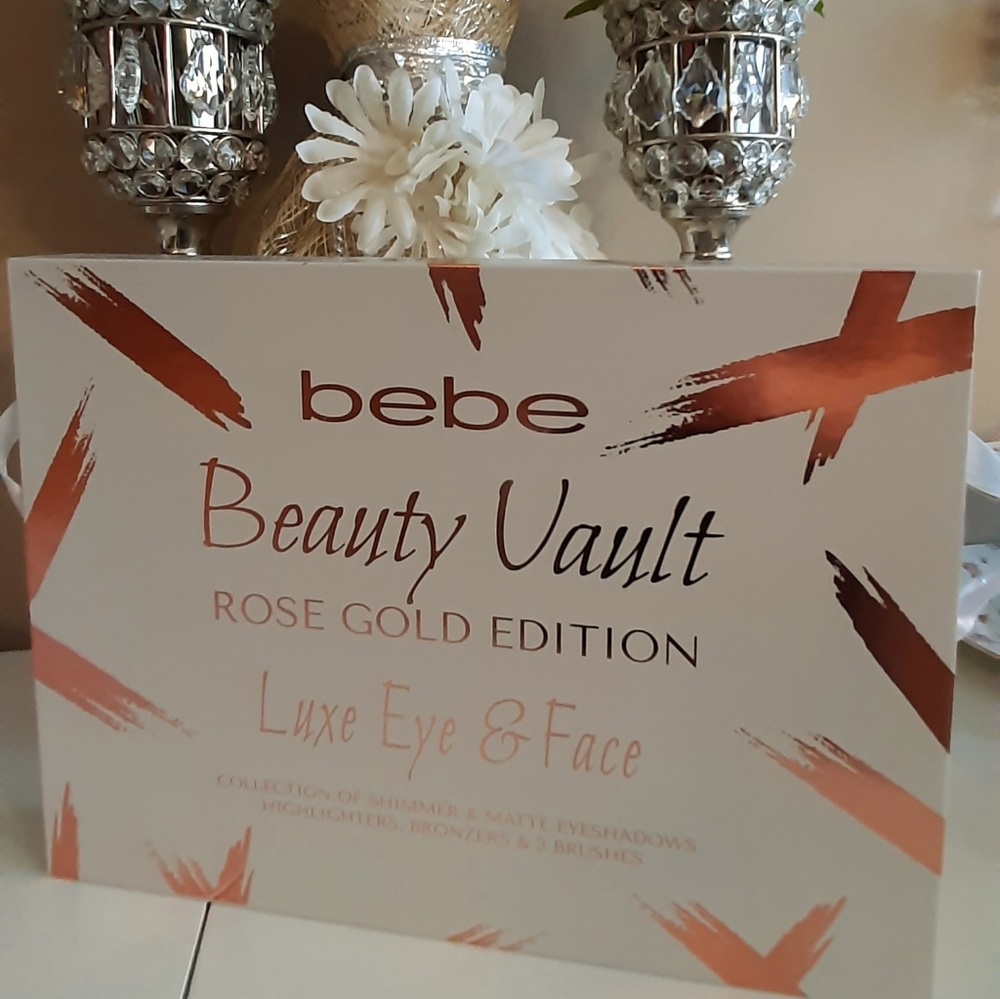 bebe Luxe Eye & Face Makeup